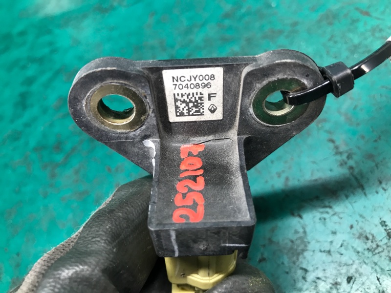 Датчик удару передній MAZDA TRIBUTE 00-07 — 5
