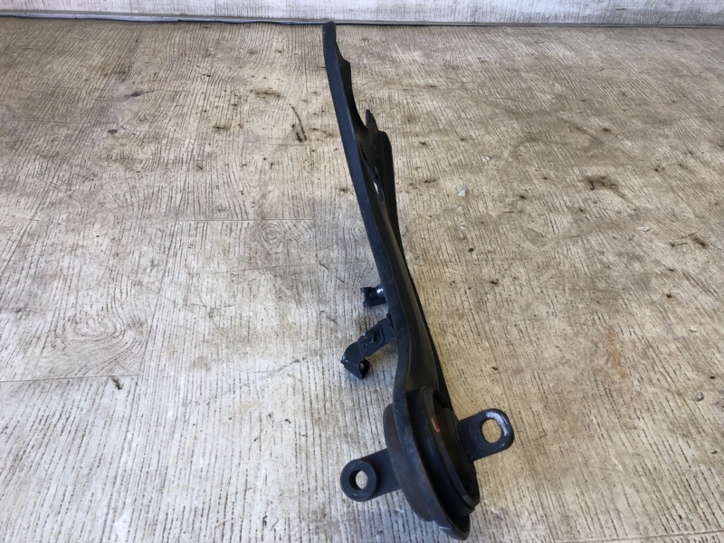 Важіль задньої підвіски поздовжній лівий HYUNDAI TUCSON LM 09-15 552702S850 — 3