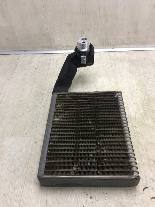 Випарник кондиціонера LEXUS IS200 98-05 88501-53010 — 3