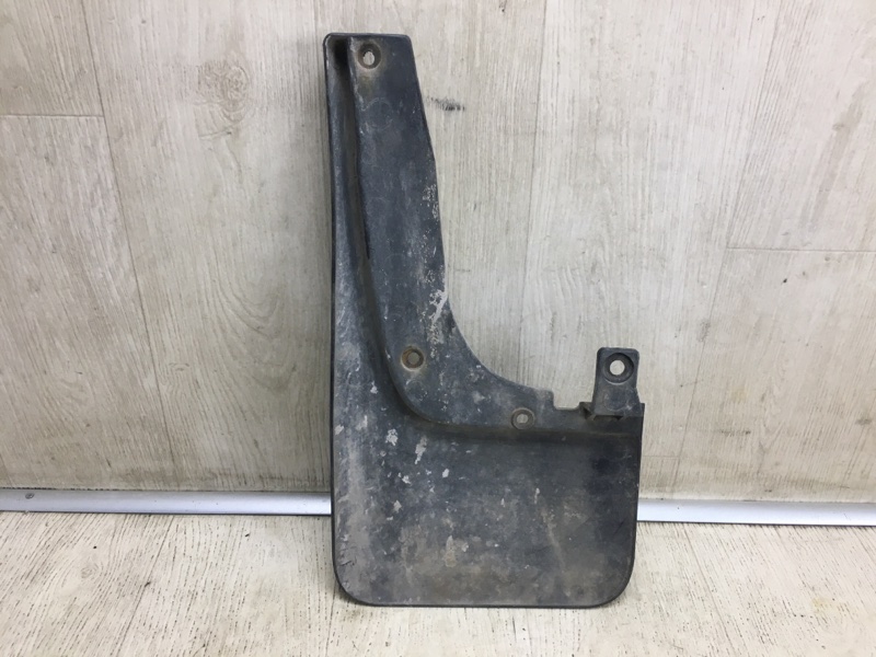 Бризговик передній правий MITSUBISHI ENDEAVOR 03-11 MR987574 — 2