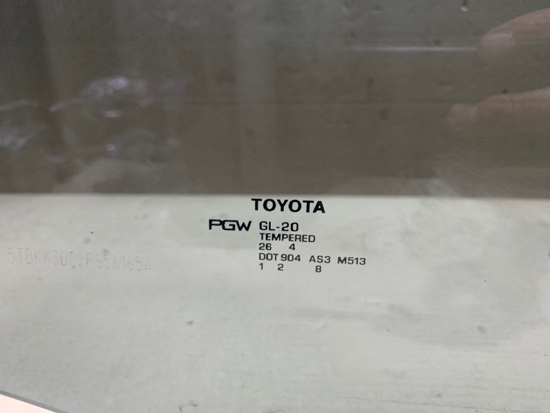 Скло дверей заднє праве TOYOTA SIENNA 11-16 62750-08051 — 3