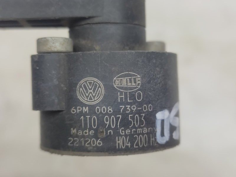 Датчик положення кузова задній AUDI Q7 05-15 7L6 616 571 — 3
