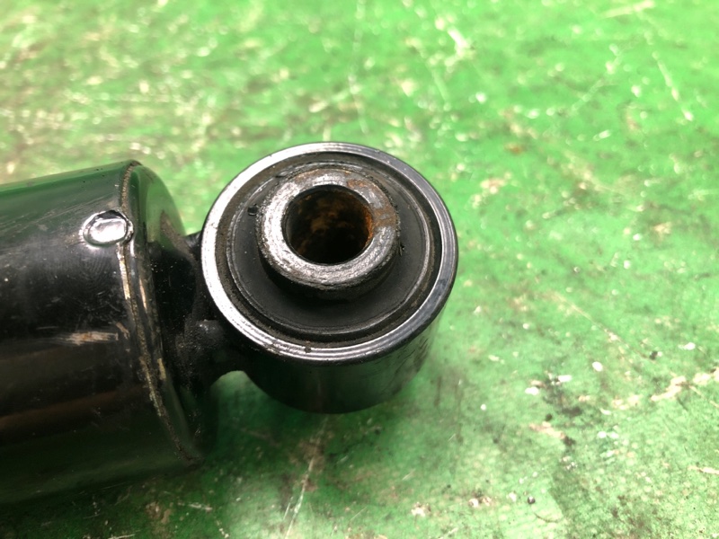Амортизатор задній ACURA MDX (YD1) 00-06 52610-S3V-305 — 3
