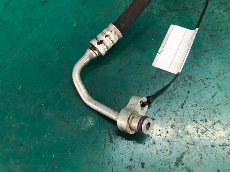 Трубка кондиціонеру INFINITI QX30 16-20 92440-5DA0A — 5