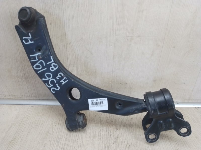 Важіль передньої підвіски нижній лівий MAZDA 3 BL 09-13 BBM2-34-350A