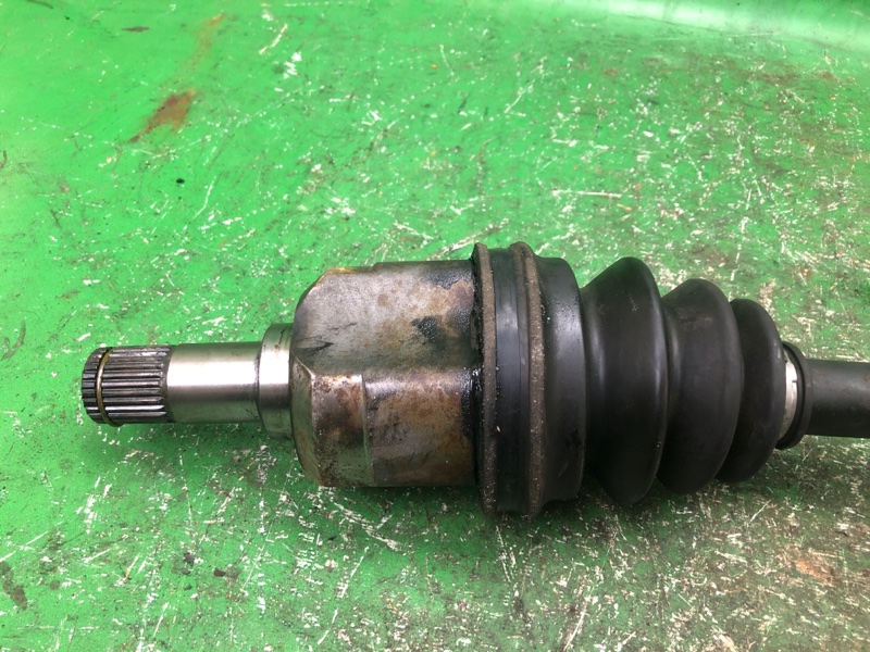 Привід передній лівий MITSUBISHI GALANT 03-12 MR580361 — 2