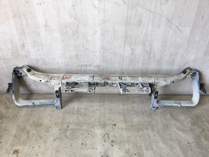 Панель передня CHRYSLER 300 04-10 4805843AJ