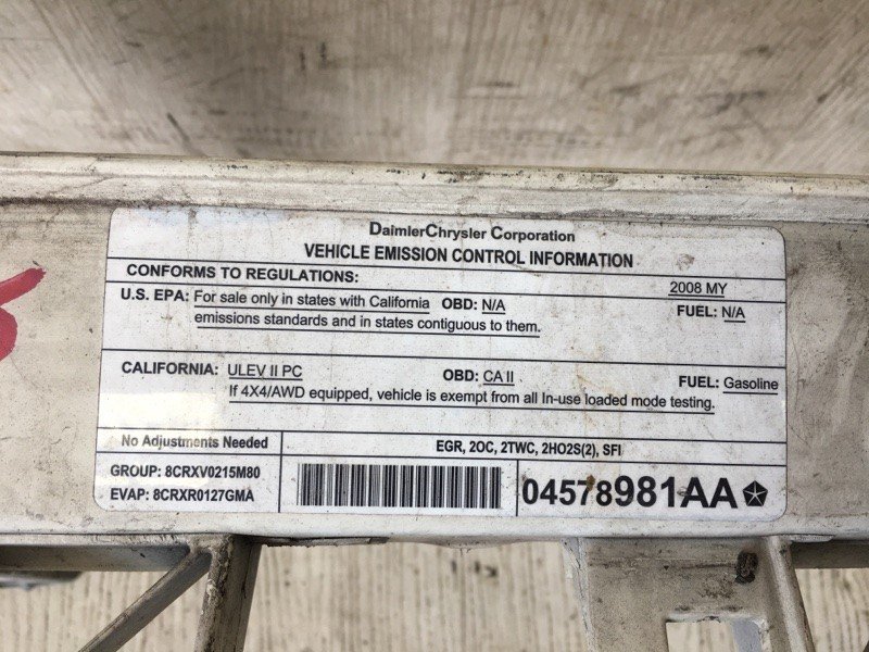 Панель передня CHRYSLER 300 04-10 4805843AJ — 4