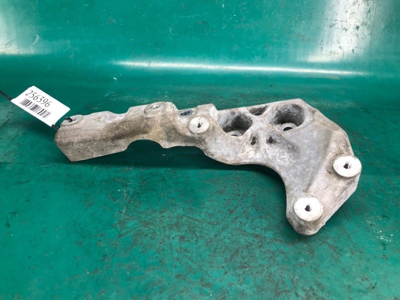 Кронштейн/кріплення компресора кондиціонера FORD FUSION 14- DS7Z-10A313-A — 4