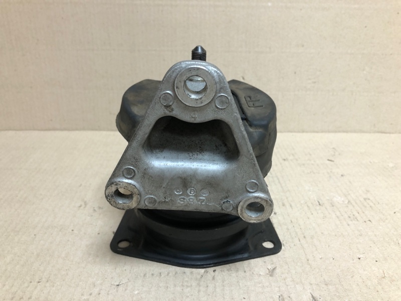 Подушка двигуна передня HONDA ACCORD CG 97-02 50810-S87-A81 — 3