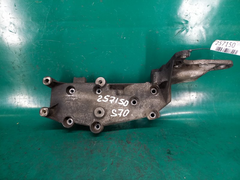 Кронштейн/кріплення генератора VOLVO S70 97-00 9497106