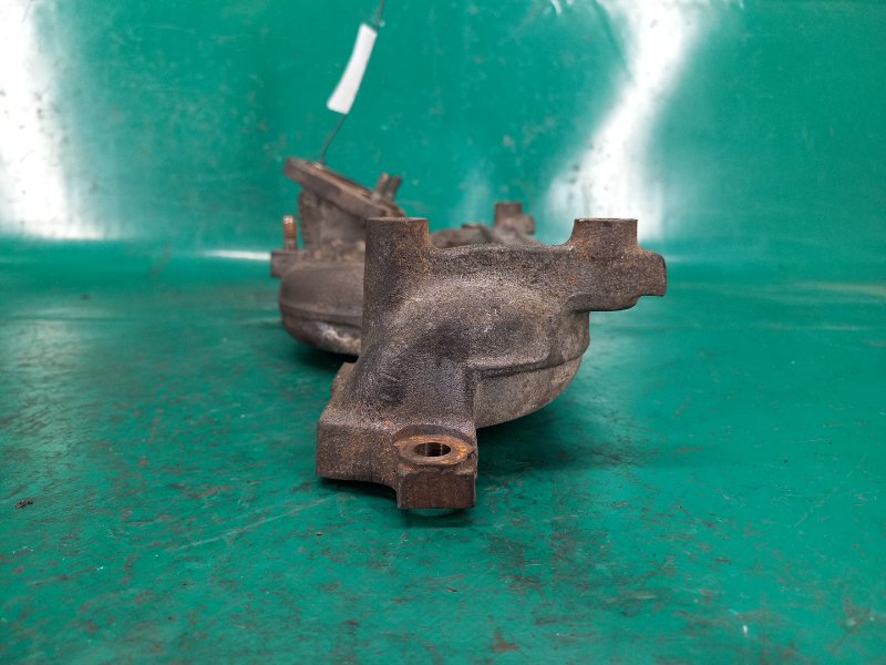 Колектор випускний VOLVO S70 97-00 1270242 — 4