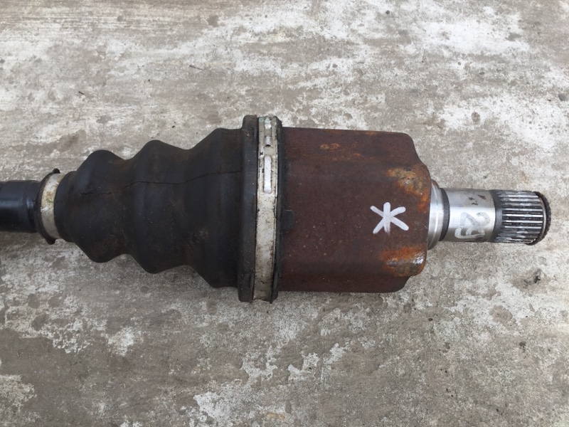 Привід передній лівий ACURA ILX 16-19 44306-TV9-A01 — 5