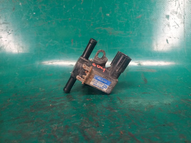 Клапан електромагнітний (вакуумний) HONDA CIVIC ES 00-05 36162-PLC-003