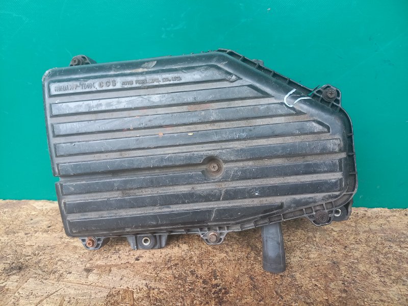 Корпус повітряного фільтра HONDA CIVIC ES 00-05 17205-PLC-000