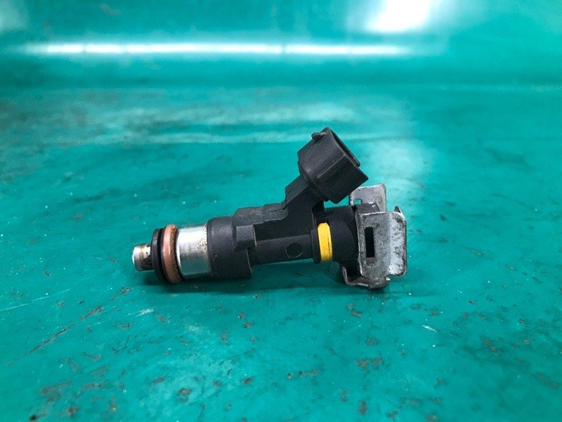 Форсунка паливна INFINITI M35/M45 04-10 16600-CD70A — 3