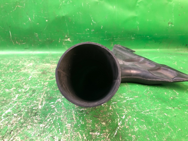 Повітрозабірник MITSUBISHI GALANT 03-12 MN156772 — 4