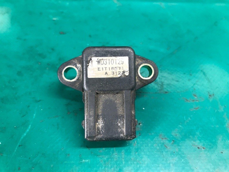 Датчик абсолютного тиску (MAP sensor) MITSUBISHI ENDEAVOR 03-11 MD310129 — 3