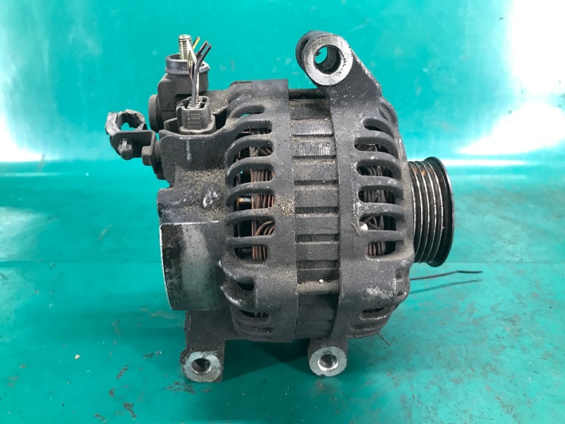 Генератор MITSUBISHI ENDEAVOR 03-11 MR984944 — 3