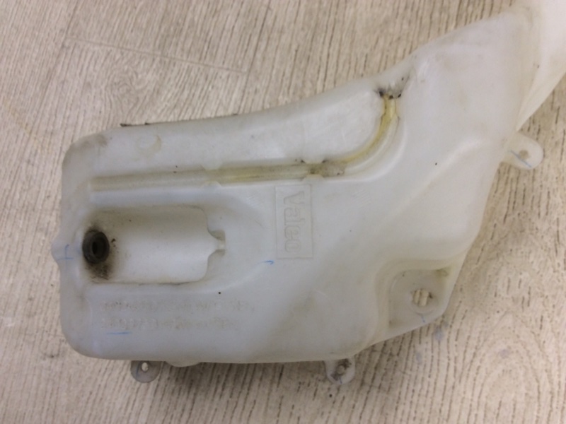 Бачок омивача NISSAN SENTRA (B16) 06–12 28910ET000 — 5