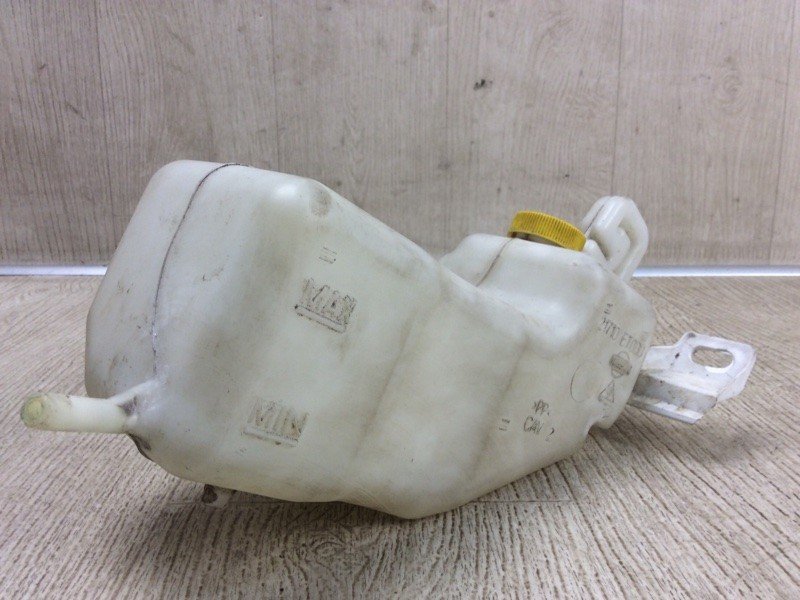 Бачок розширювальний NISSAN SENTRA (B16) 06–12 21711ET000 — 3