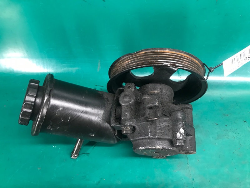 Насос ГПК LEXUS IS300 99-05 44320-53030 — 4