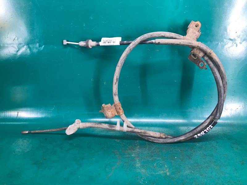 Трос стоянкового гальма лівий TOYOTA LAND CRUISER PRADO 150 09-17 46430-60041