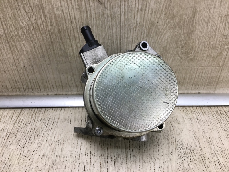 Вакуумний насос VOLKSWAGEN PASSAT CC 12-18 06H145100AD — 2