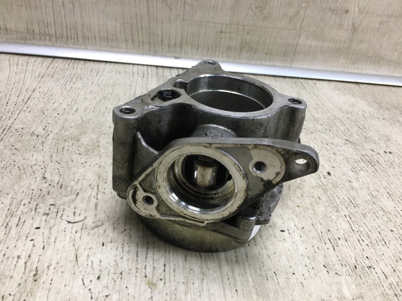 Вакуумний насос VOLKSWAGEN PASSAT CC 12-18 06H145100AD — 5