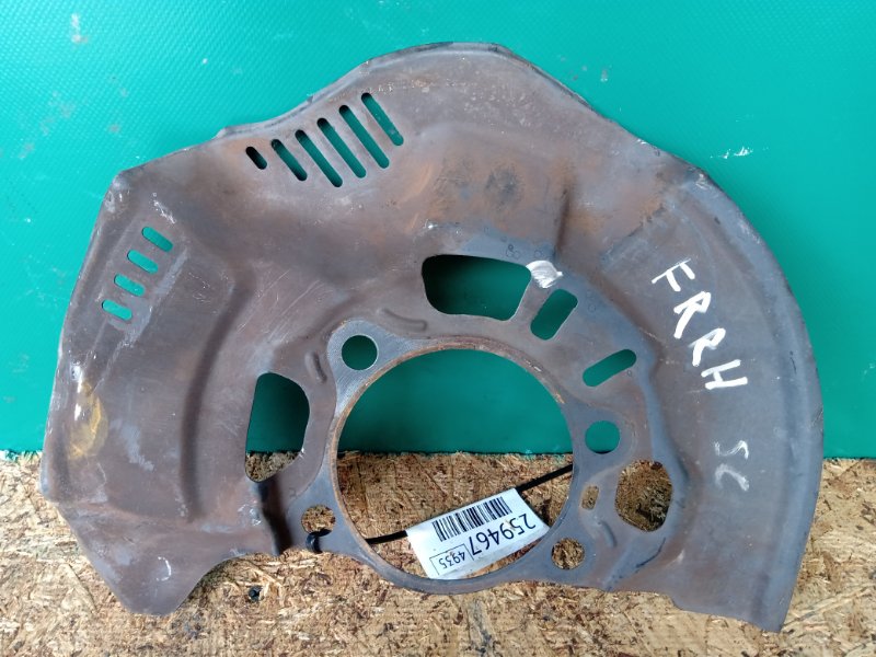 Захист гальмівного диска передній правий SCION XB 07-15 47781-12250 — 3
