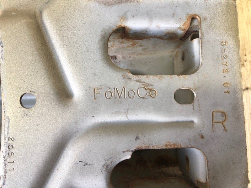 Підсилювач переднього бампера LINCOLN MKX 07- 7T4Z-17757-A — 5