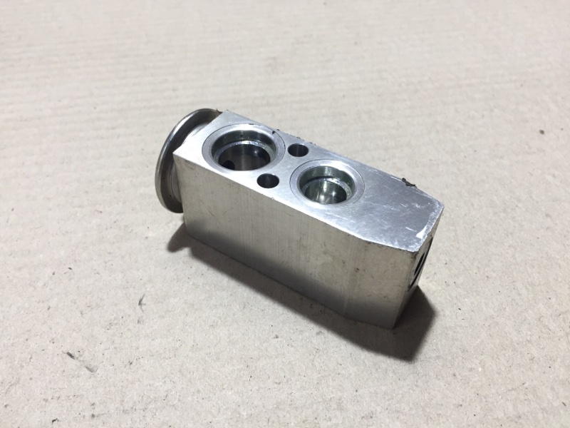 Клапан кондиціонера NISSAN MURANO Z50 02-07 92200-9H205 — 2