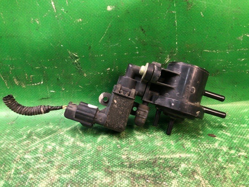 Клапан абсорберу ACURA MDX (YD1) 00-06 17012S10L01