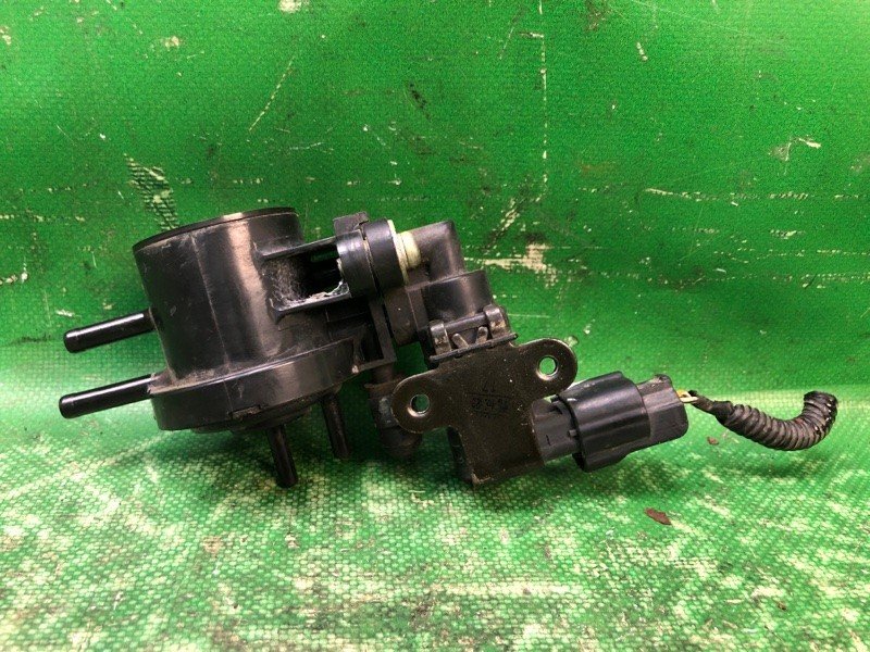 Клапан абсорберу ACURA MDX (YD1) 00-06 17012S10L01 — 3
