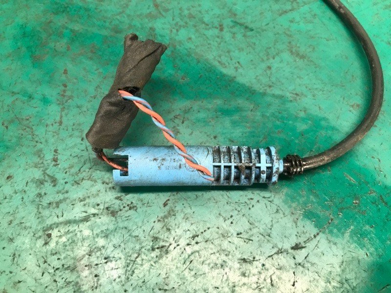 Датчик ABS передній лівий BMW 5 SERIES (E60/E61) 03-10 34 52 6 771 702 — 5