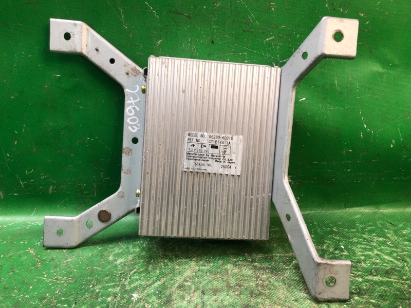 Підсилювач звуку TOYOTA LAND CRUISER 100 97-06 86280-60210