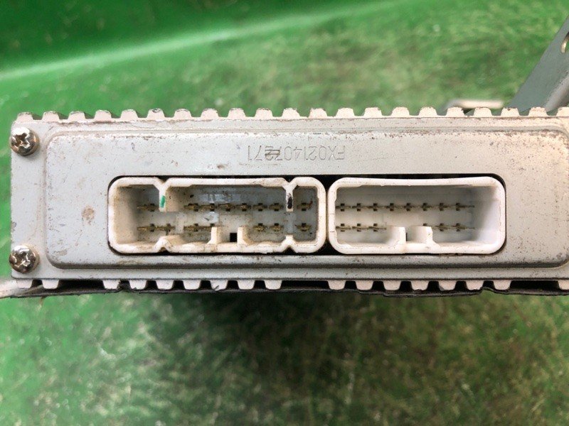 Підсилювач звуку TOYOTA LAND CRUISER 100 97-06 86280-60210 — 5