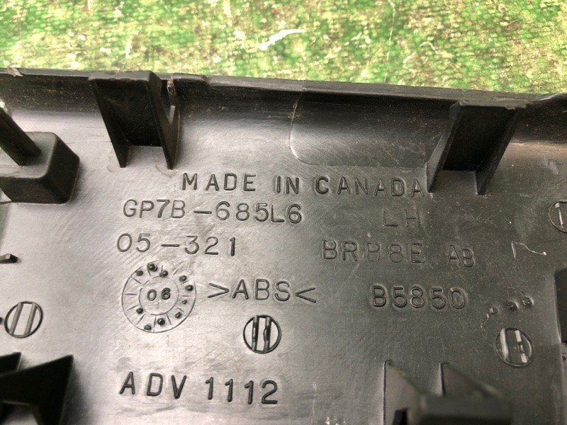 Кнопка склопідіймача задня ліва MAZDA 6 GG 02-07 C235-66-370 — 5