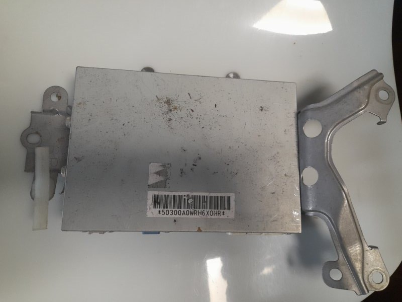 Блок керування мультимедіа LEXUS LX570 07-15 86180-50300 — 3