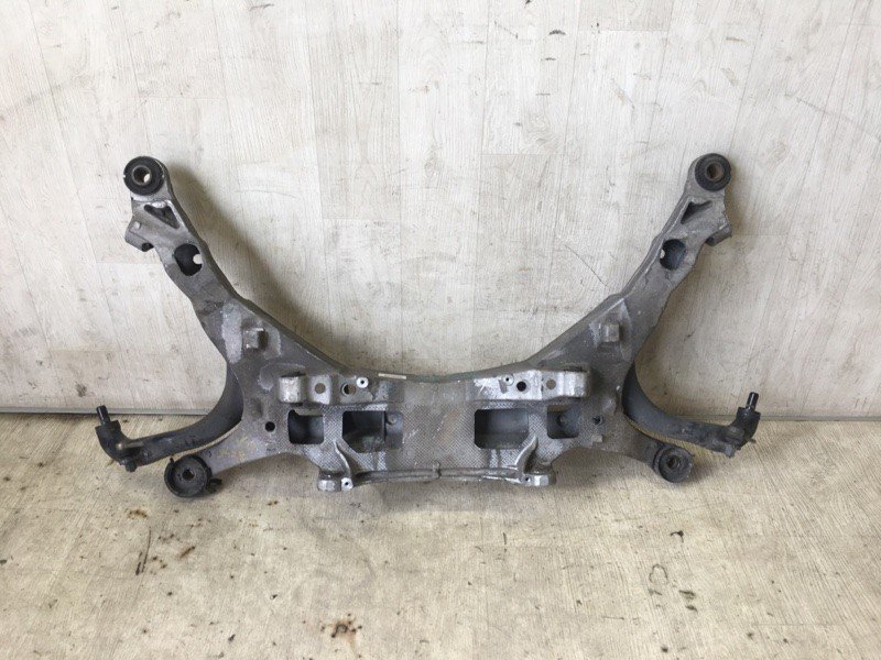 Балка задньої підвіски VOLVO S60 00-09 8250391
