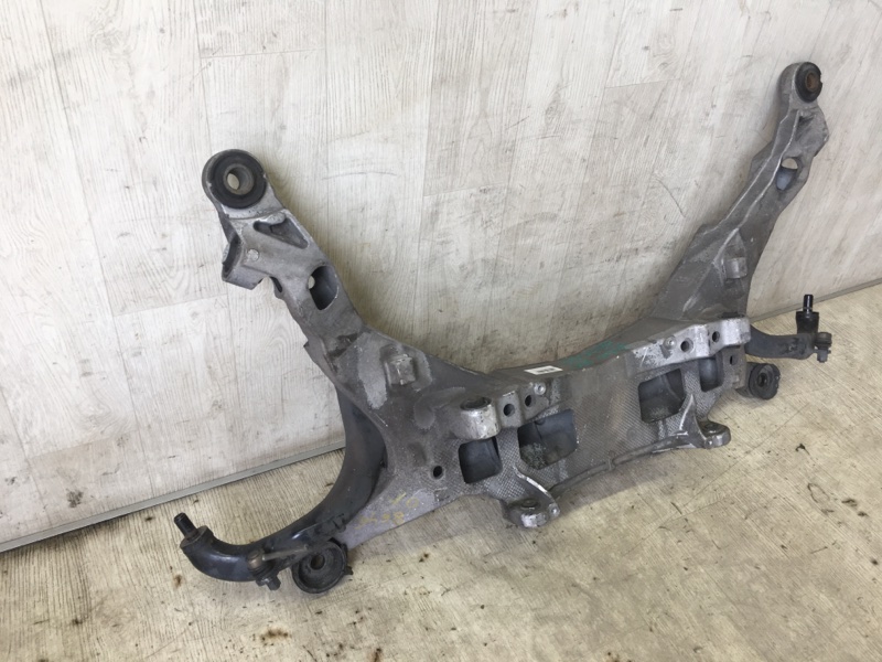 Балка задньої підвіски VOLVO S60 00-09 8250391 — 3
