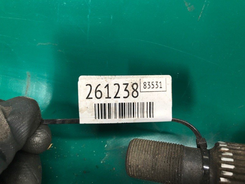Привід передній лівий MERCEDES R-CLASS W251 05-13 — 2