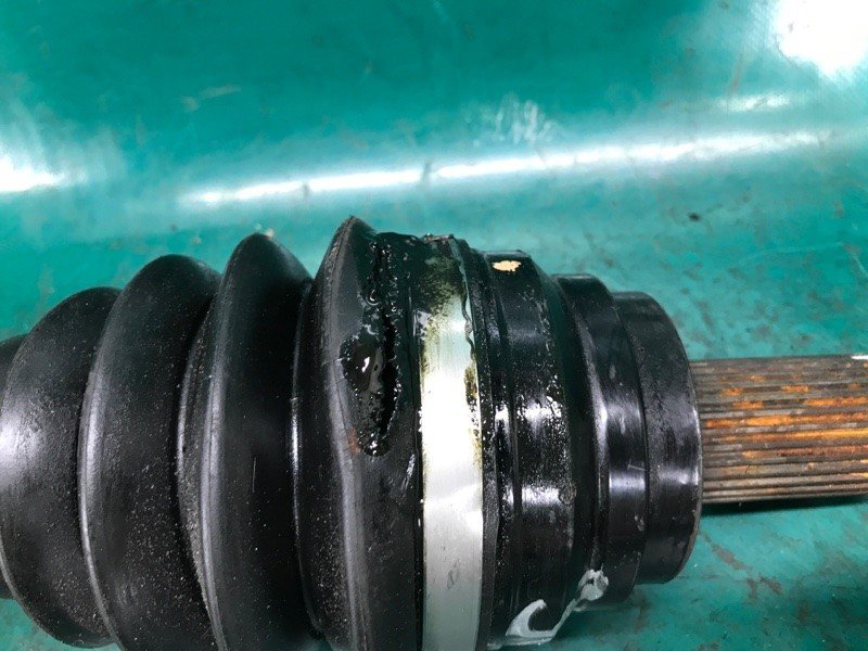 Привід передній лівий BMW X6 (F16) 14-20 31 60 7 622 883 — 5