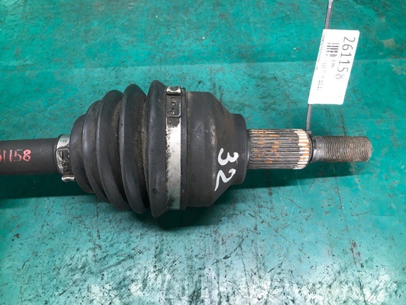 Привід передній лівий DODGE AVENGER 07-14 68067361AA — 4
