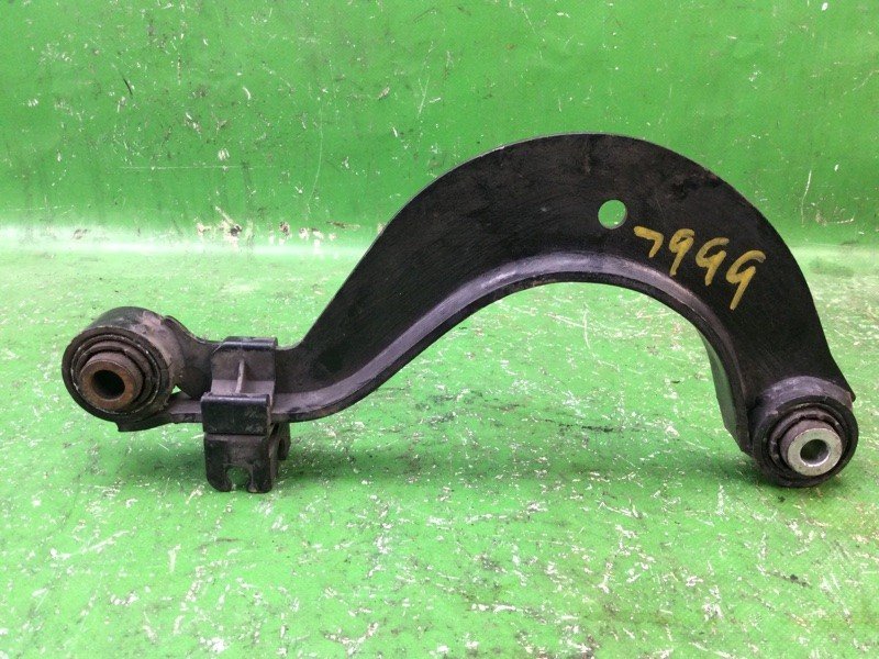 Важіль задньої підвіски поперечний верхній VOLKSWAGEN JETTA 05-10 1K0505323N
