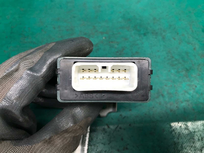Блок керування центральним замком TOYOTA LAND CRUISER PRADO 150 09-17 85970-60060 — 4