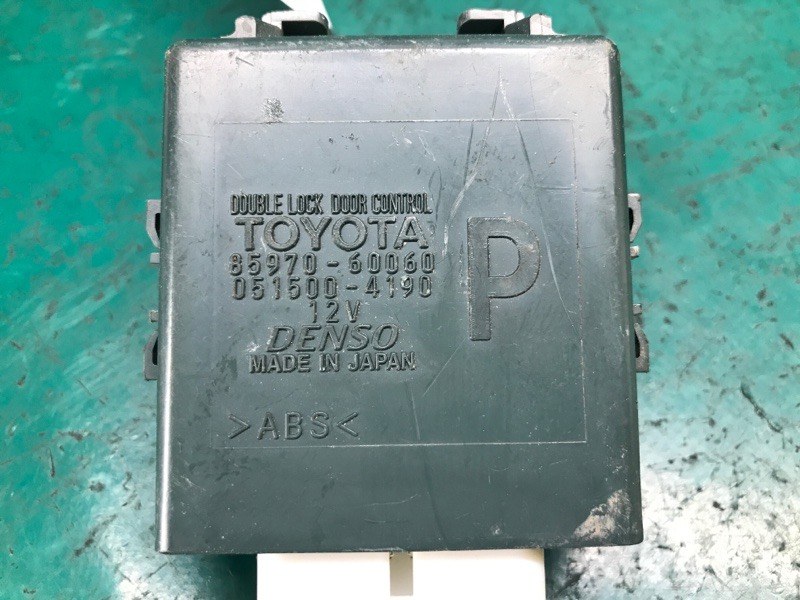 Блок керування центральним замком TOYOTA LAND CRUISER PRADO 150 09-17 85970-60060 — 5