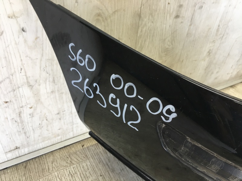 Бампер передній VOLVO S60 00-09 39986171 — 2