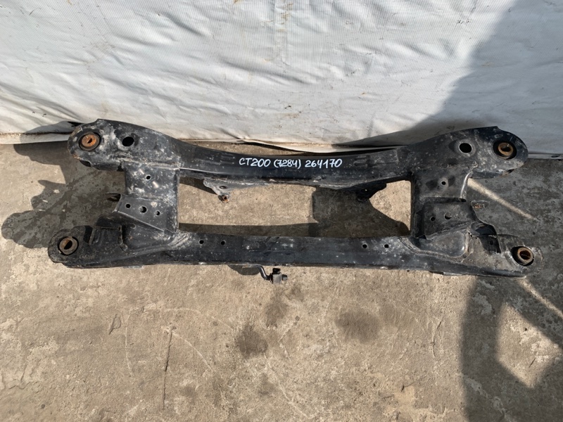 Балка задньої підвіски LEXUS CT200 11-17 51206-75020 — 4