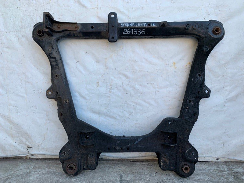 Балка передньої підвіски TOYOTA SIENNA 03-10 51100-08010